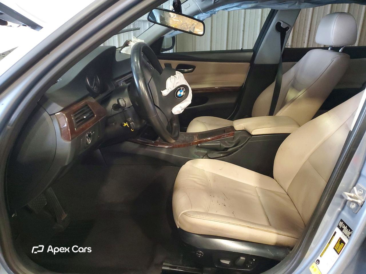 BMW Series 3 2011