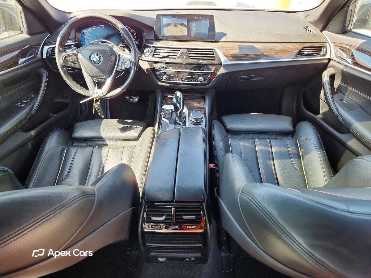 BMW Series 5 2020
