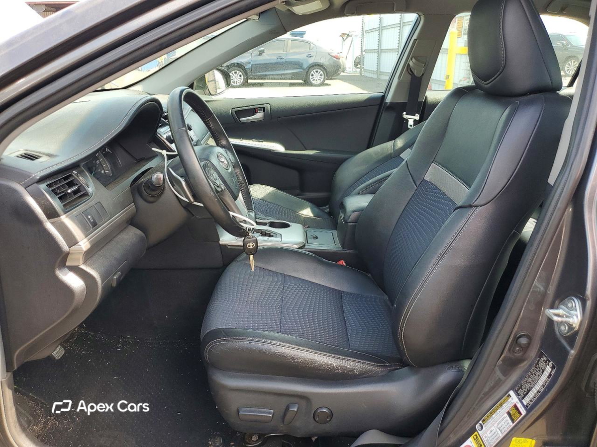 Toyota Camry 2012