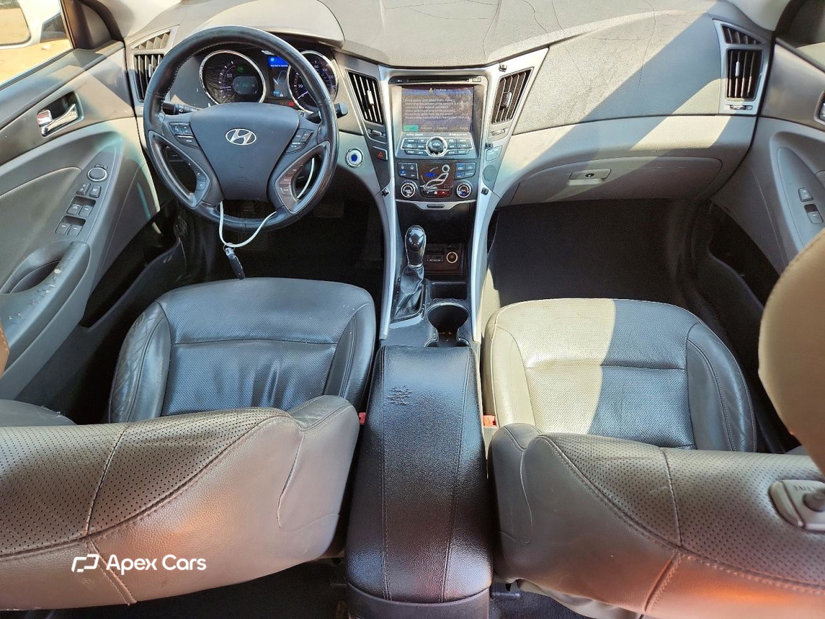 Hyundai Sonata 2013