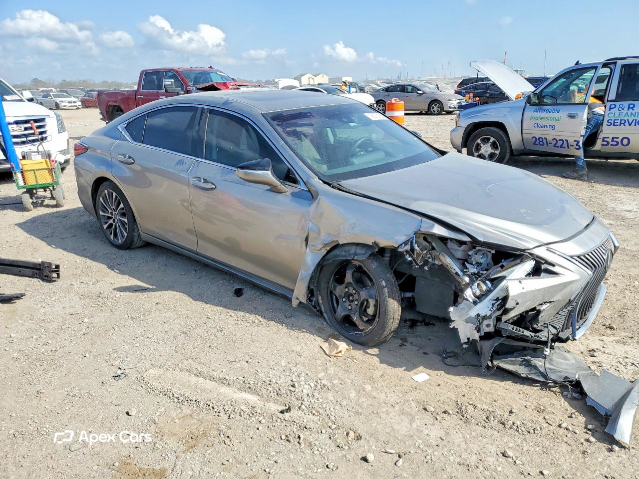 Lexus ES 2020