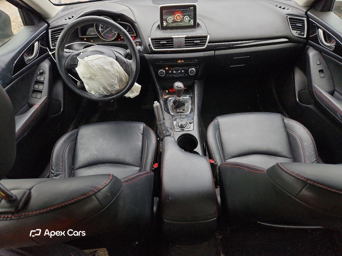 Mazda 3 2015