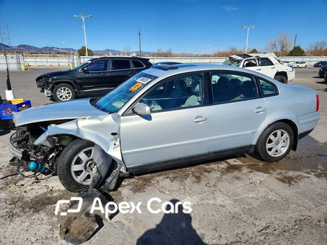 Volkswagen Passat 2000 - Image 1 of 12