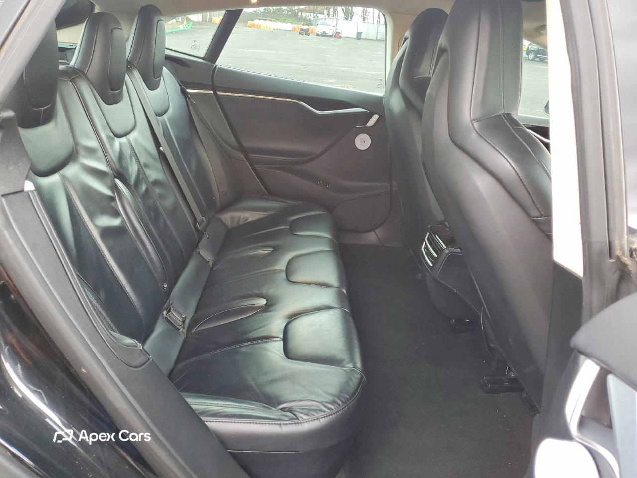 Tesla Model S 2016