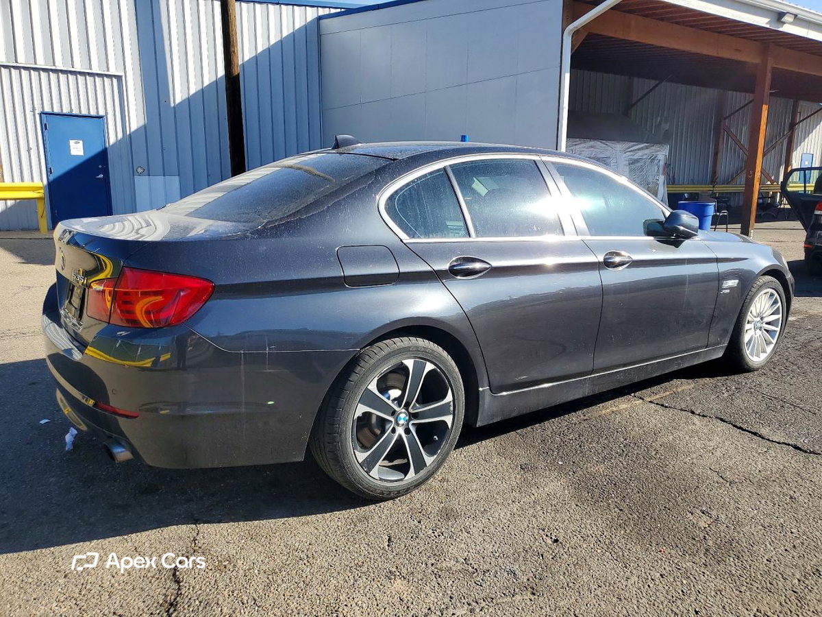 BMW Series 5 2012