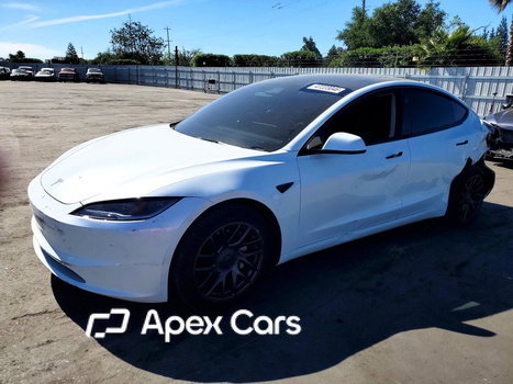Tesla Model 3 2025 - Image 1 of 12