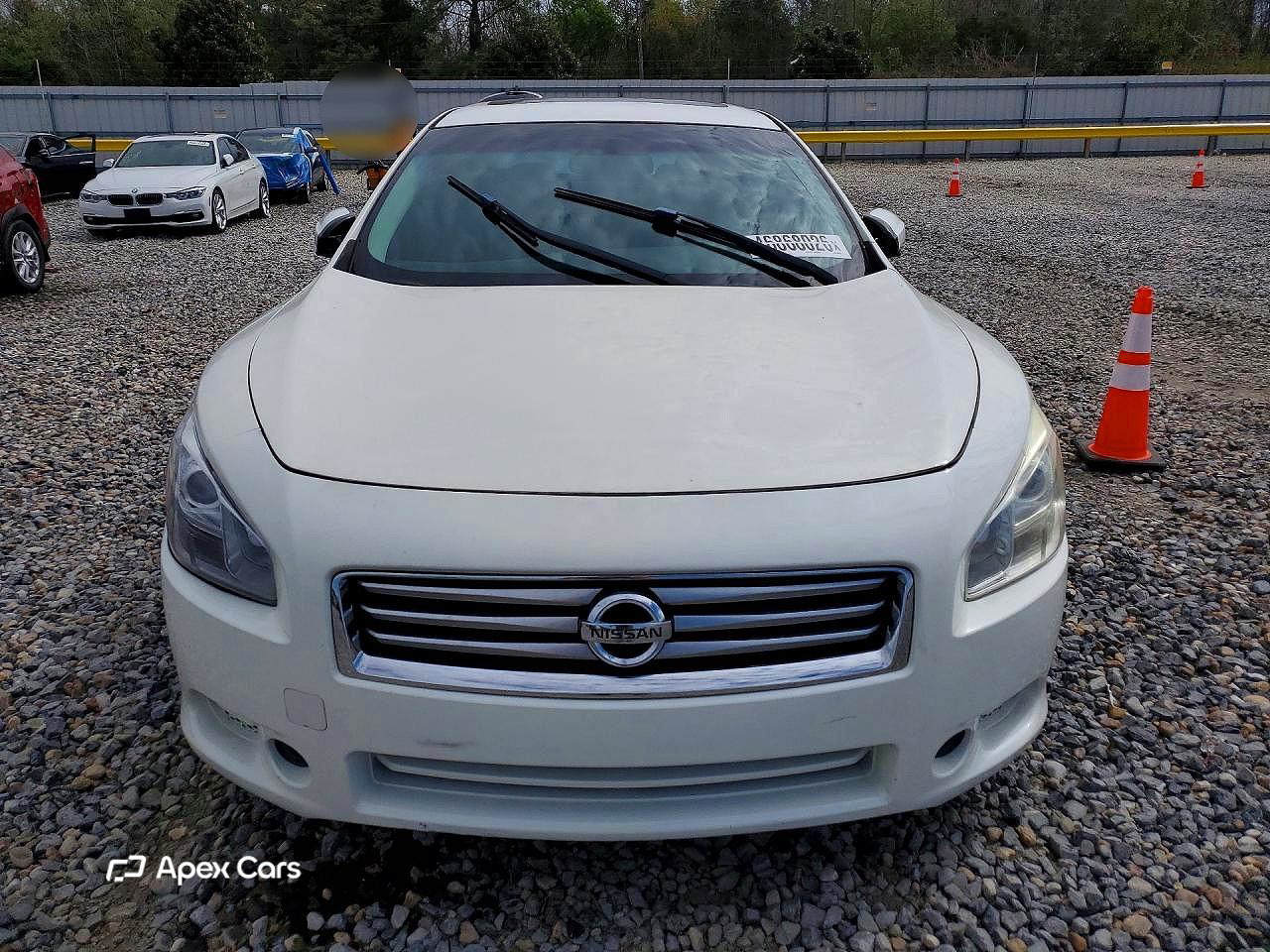 Nissan Maxima 2014