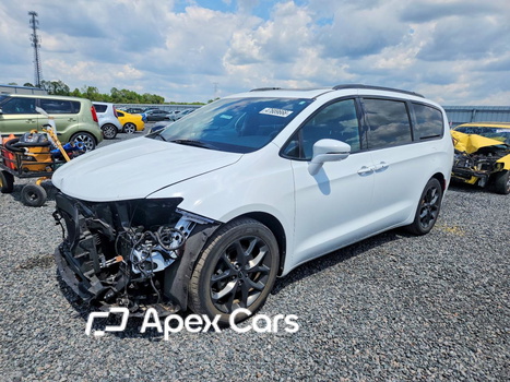Chrysler Pacifica 2021 - Image 1 of 14