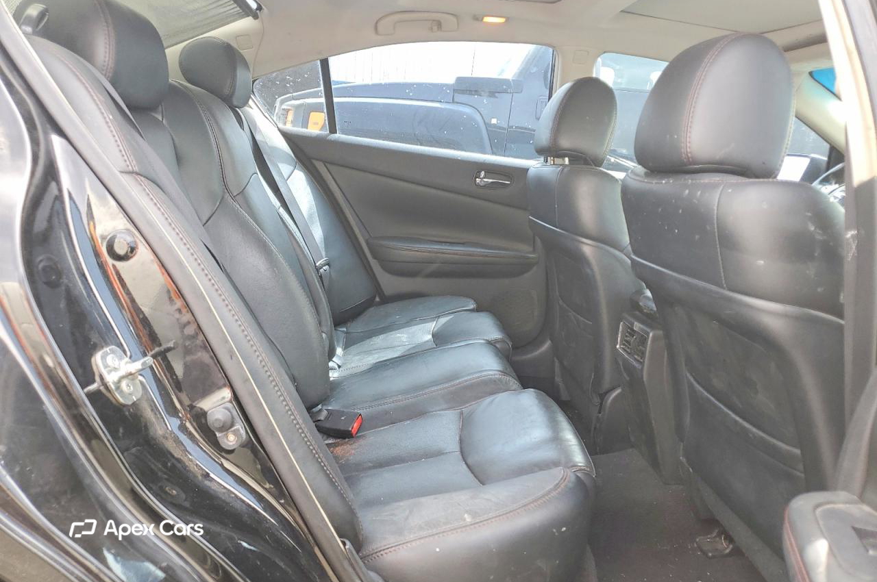 Nissan Maxima 2012