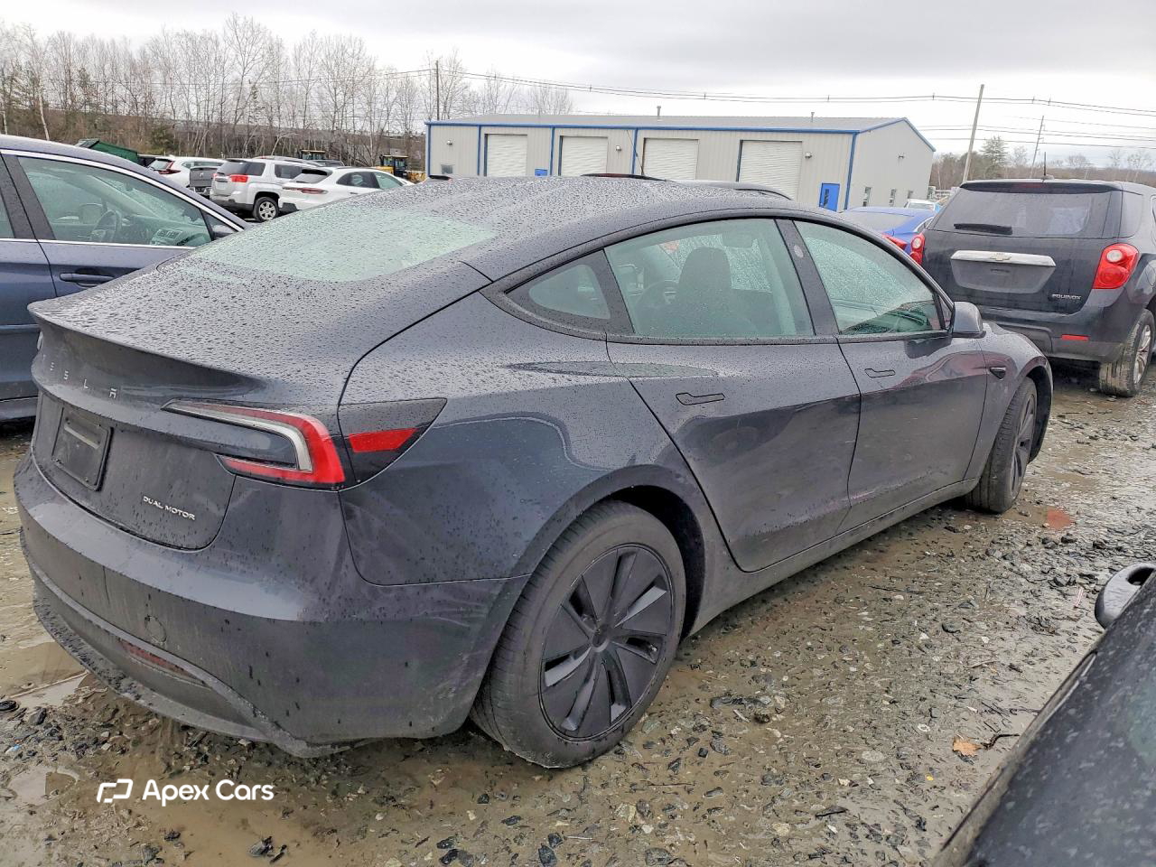 Tesla Model 3 2024