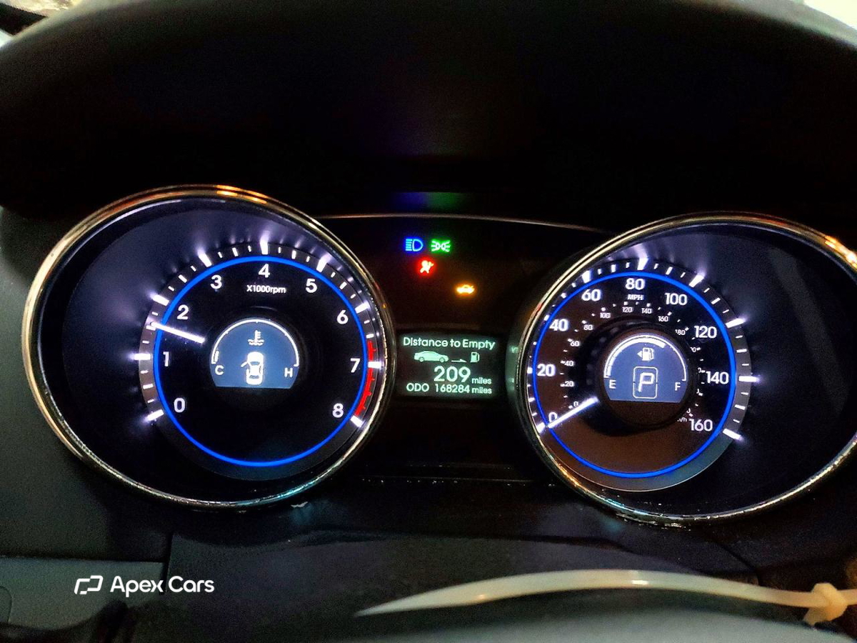 Hyundai Sonata 2011