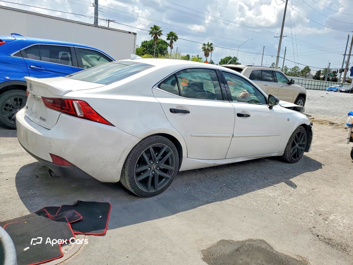 Lexus IS 2015
