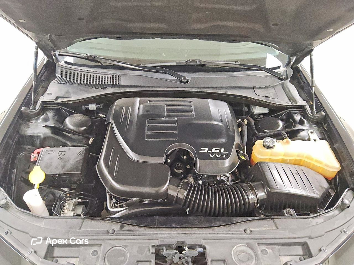Chrysler 300 2023