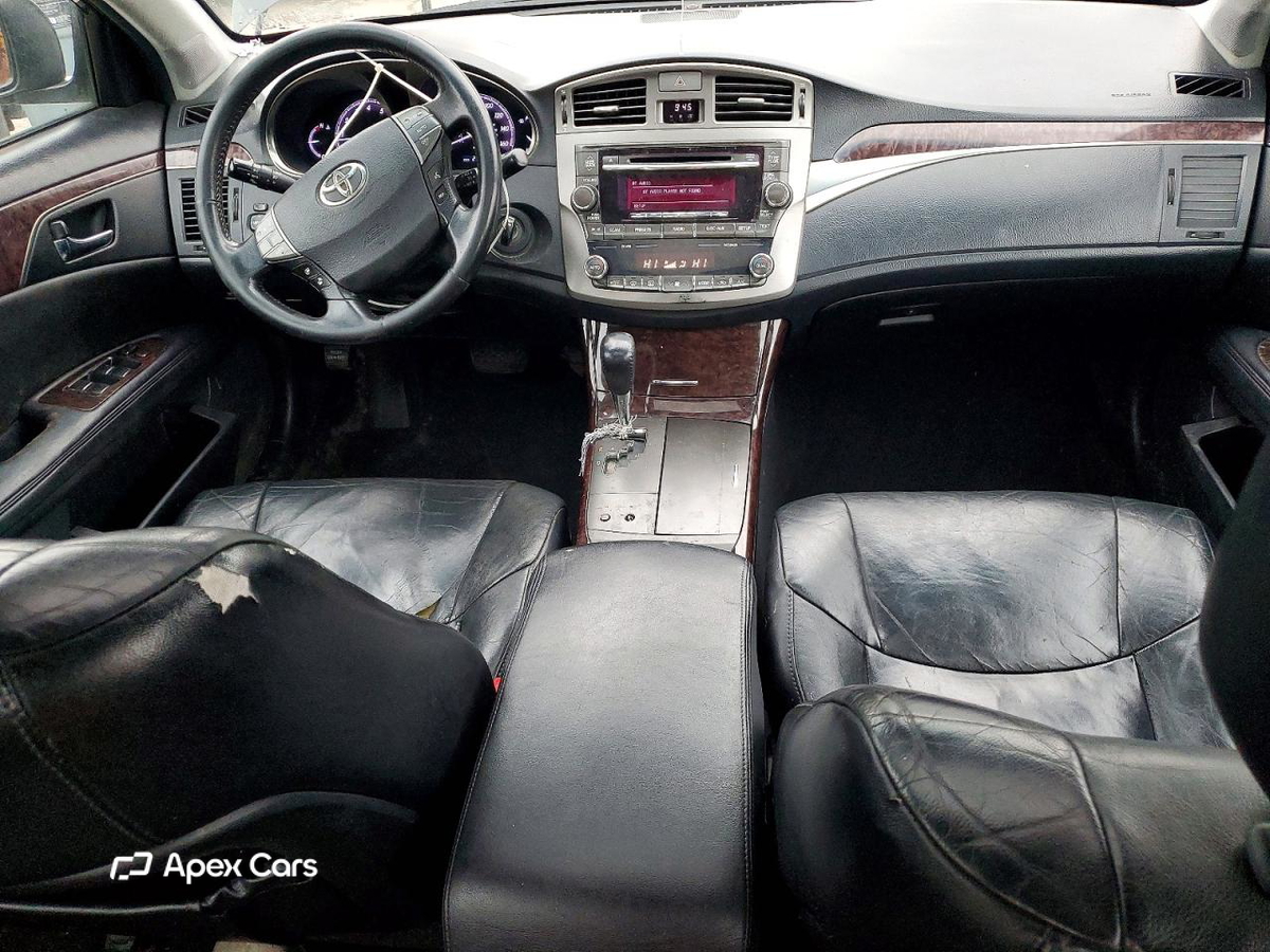 Toyota Avalon 2011