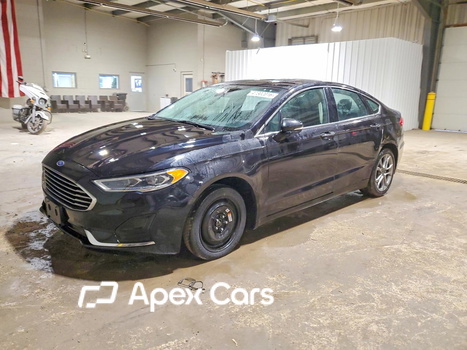 Ford Fusion 2019 - Image 1 of 12