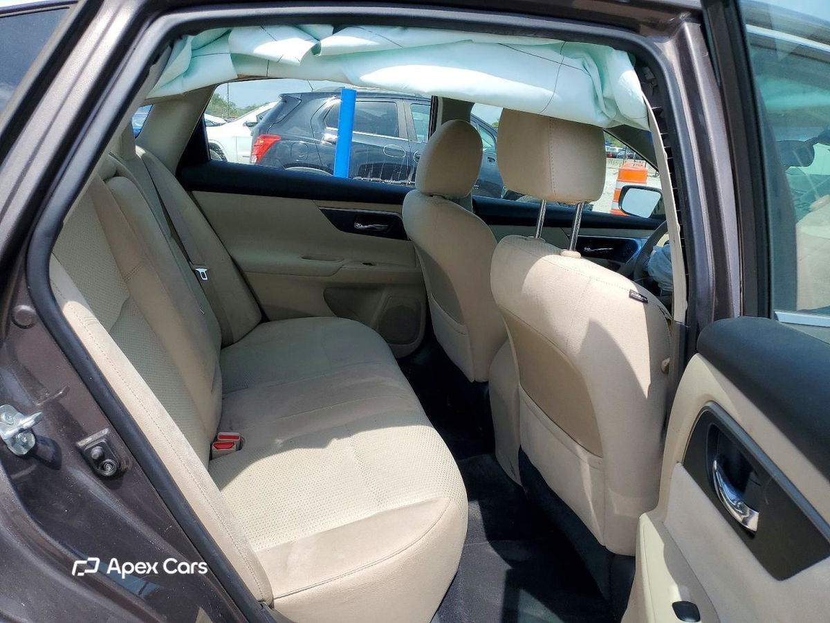 Nissan Altima 2015