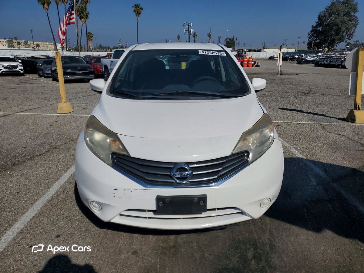 Nissan Versa 2016