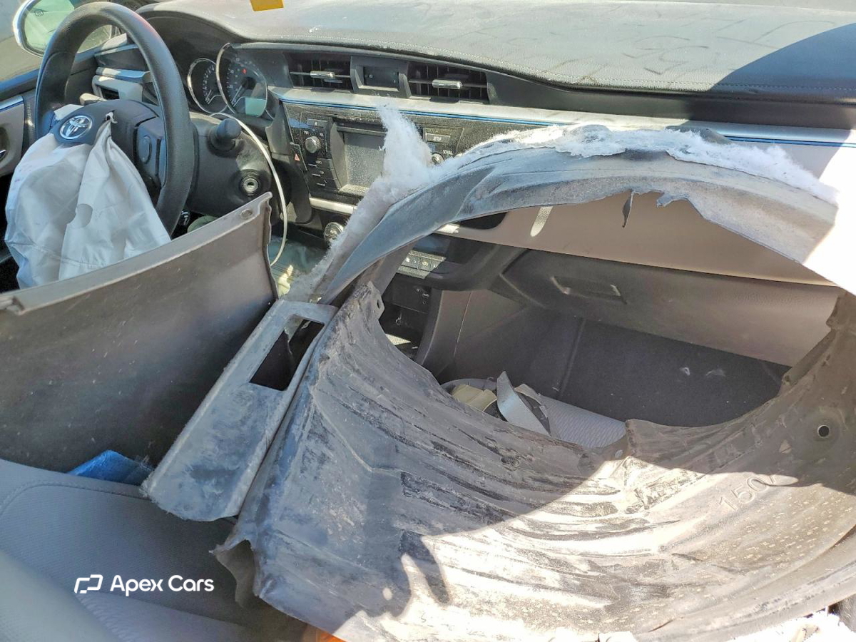 Toyota Corolla 2015