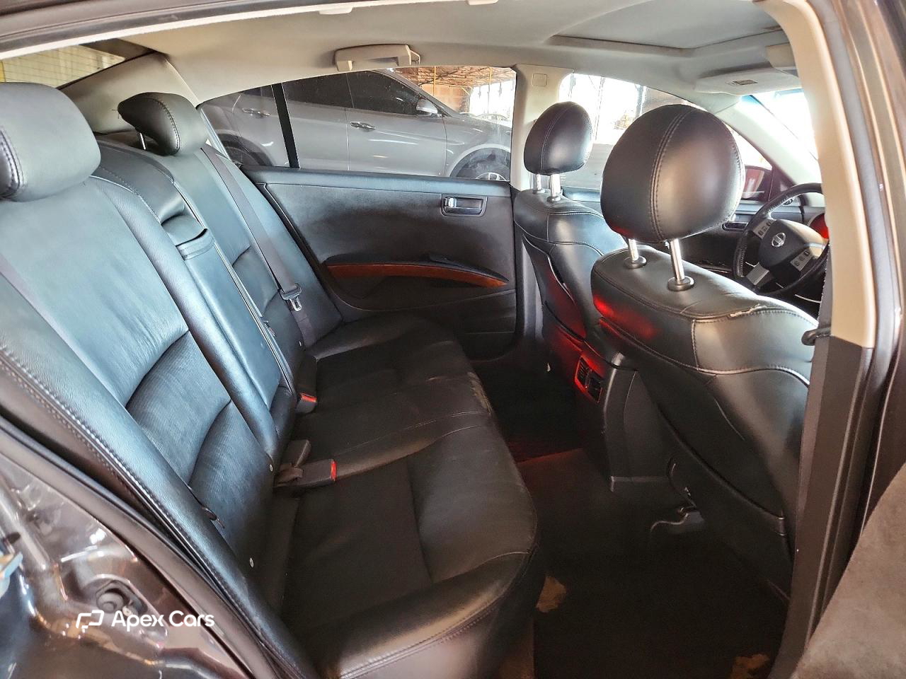 Nissan Maxima 2005