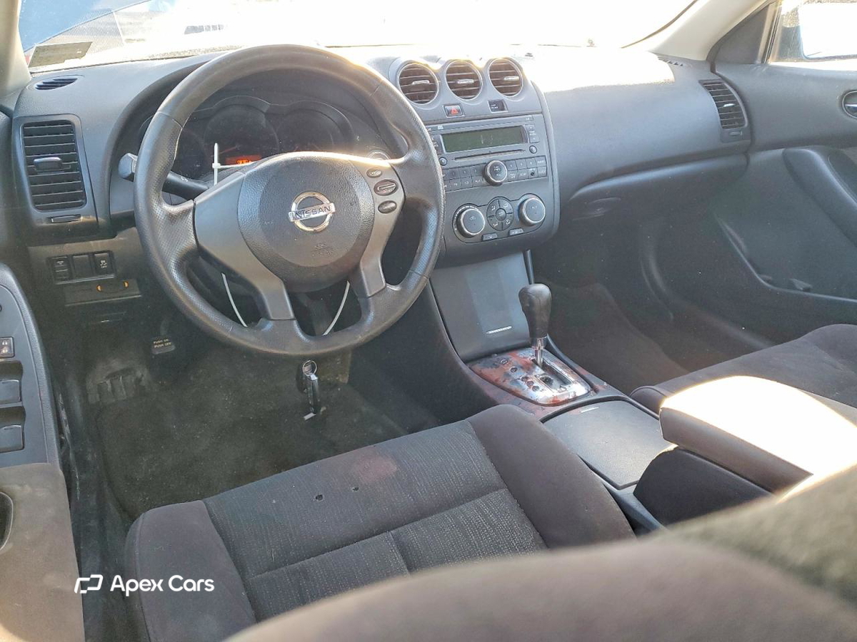 Nissan Altima 2012