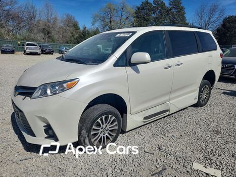 Toyota Sienna 2020 - Image 1 of 13