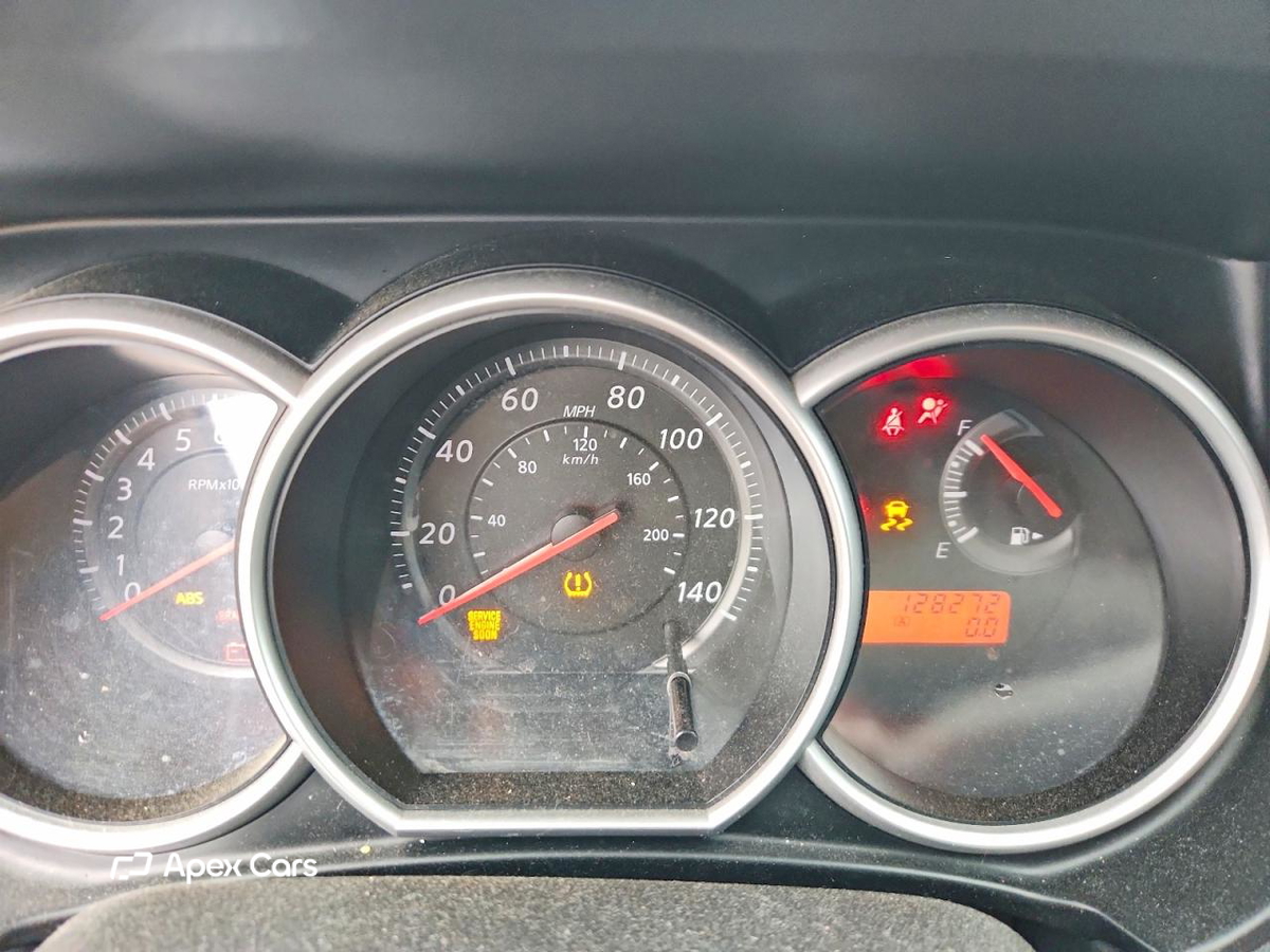 Nissan Versa 2012