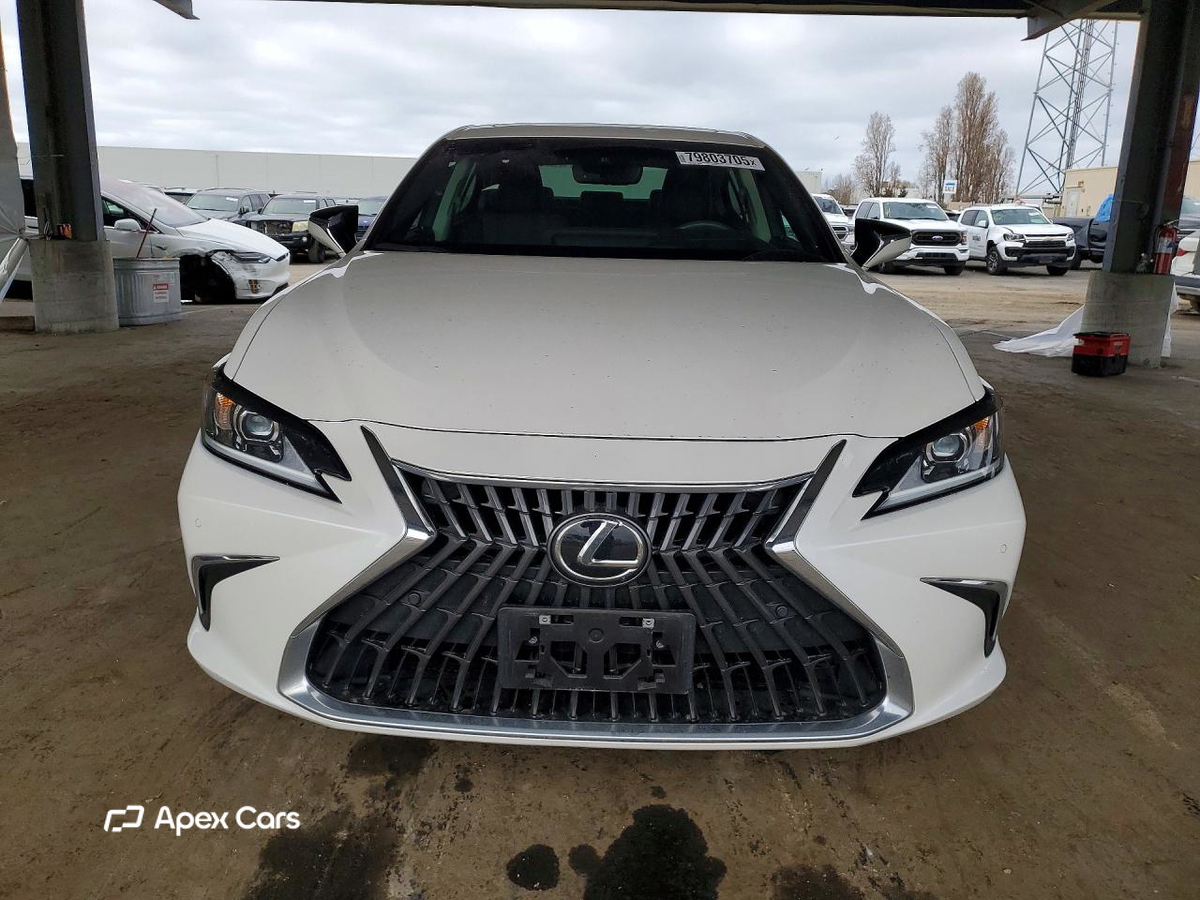 Lexus ES 2024