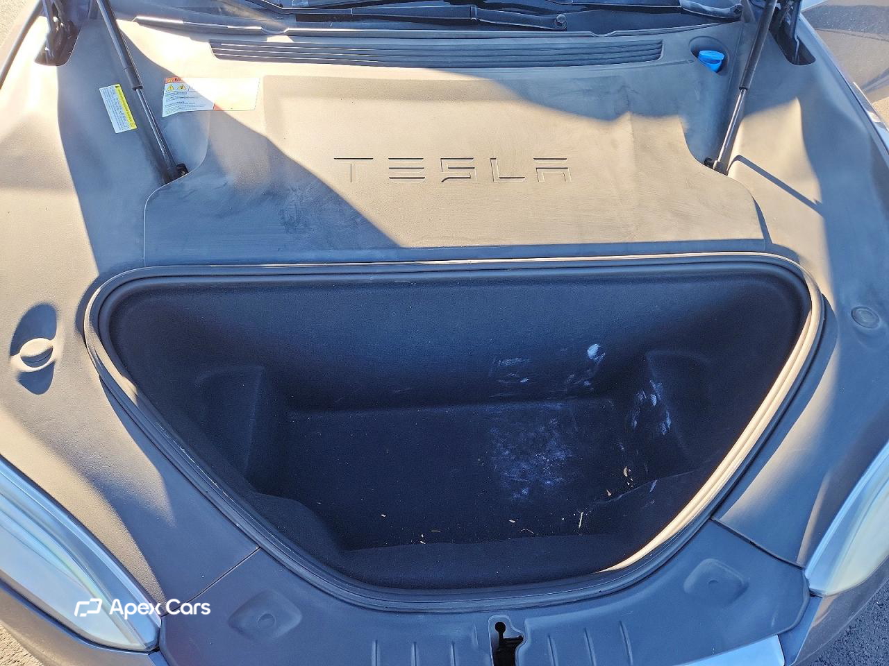 Tesla Model S 2016