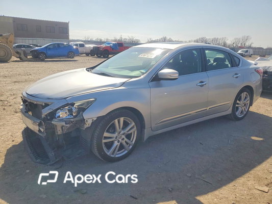Nissan Altima 2014 - Image 1 of 13