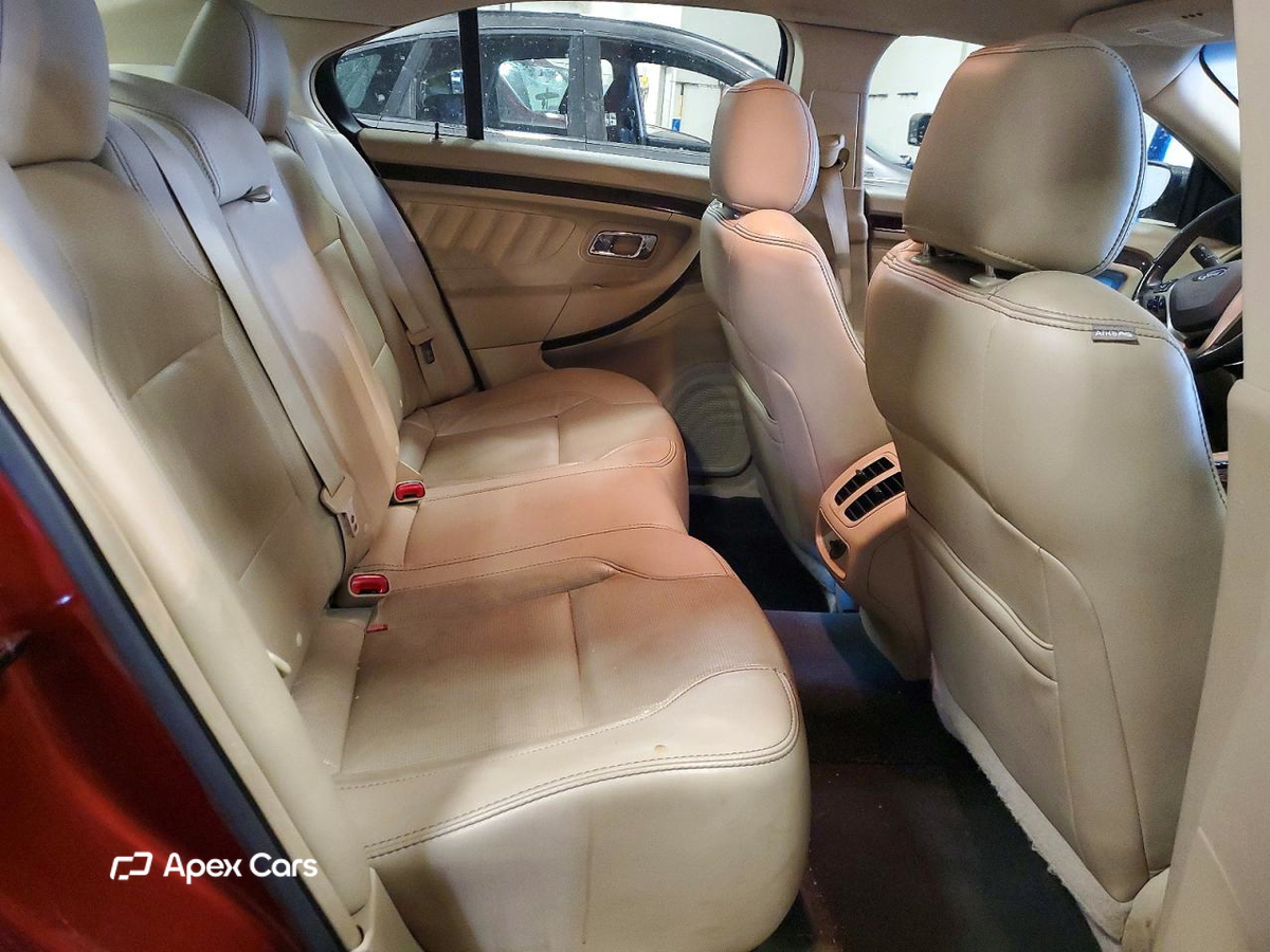 Ford Taurus 2014