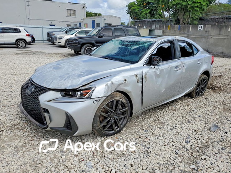 Lexus IS 2018 - Image 1 of 13