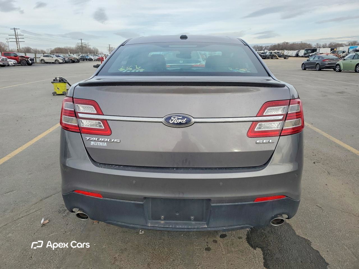 Ford Taurus 2013