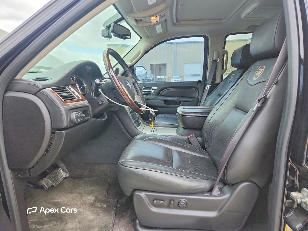 Cadillac Escalade 2013