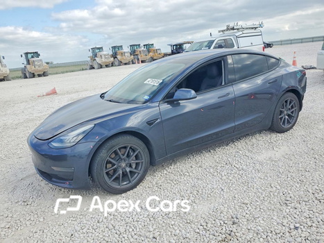 Tesla Model 3 2021 - Zdjęcie 1 z 13