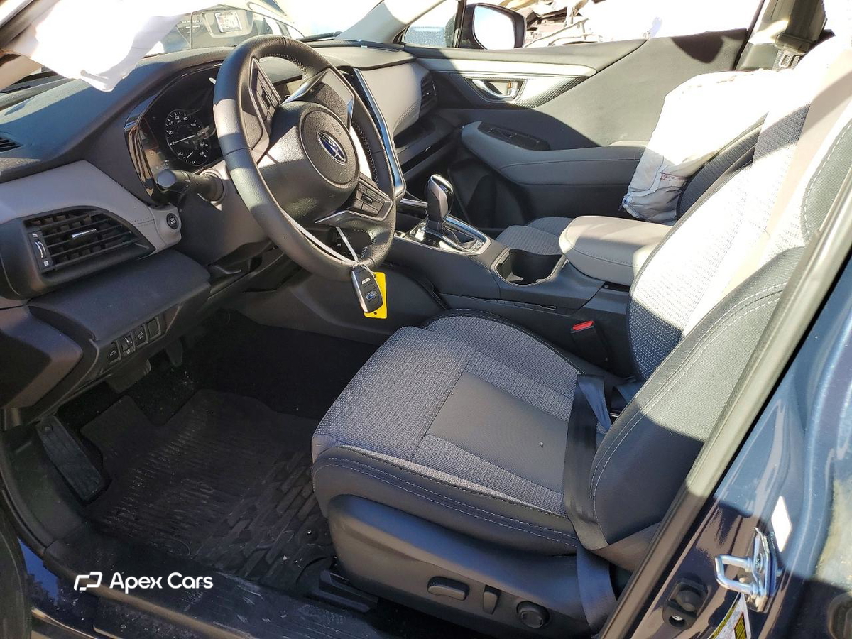 Subaru Outback 2025