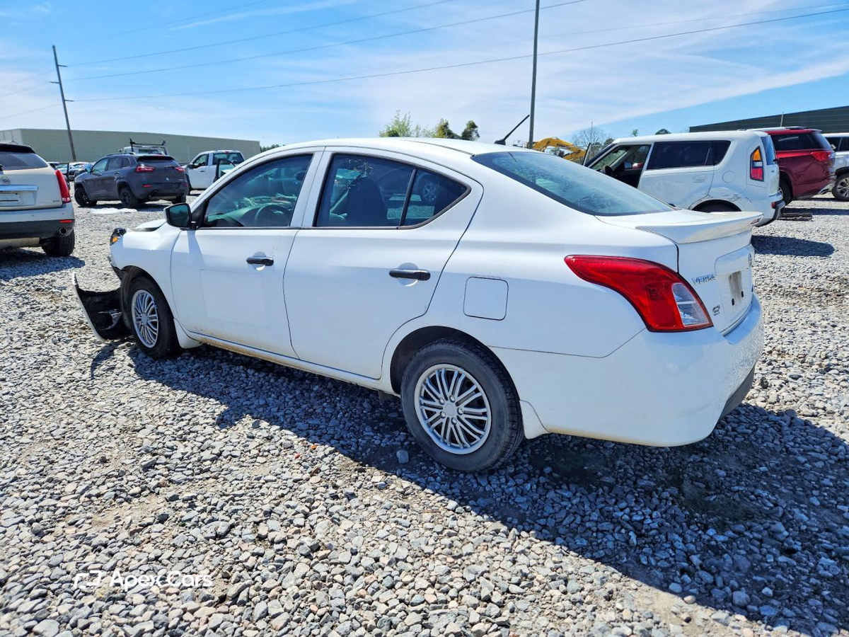 Nissan Versa 2016