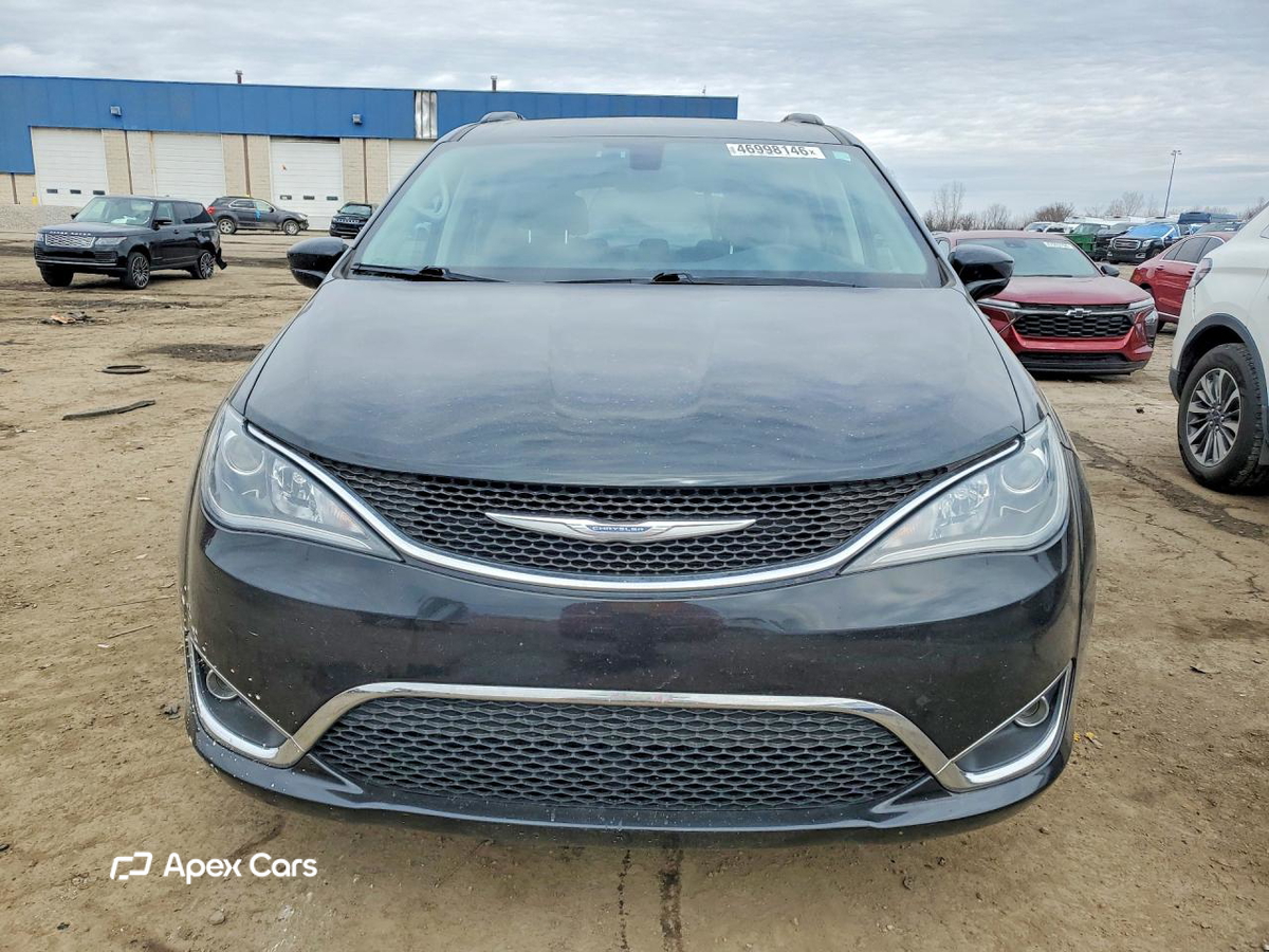 Chrysler Pacifica 2017