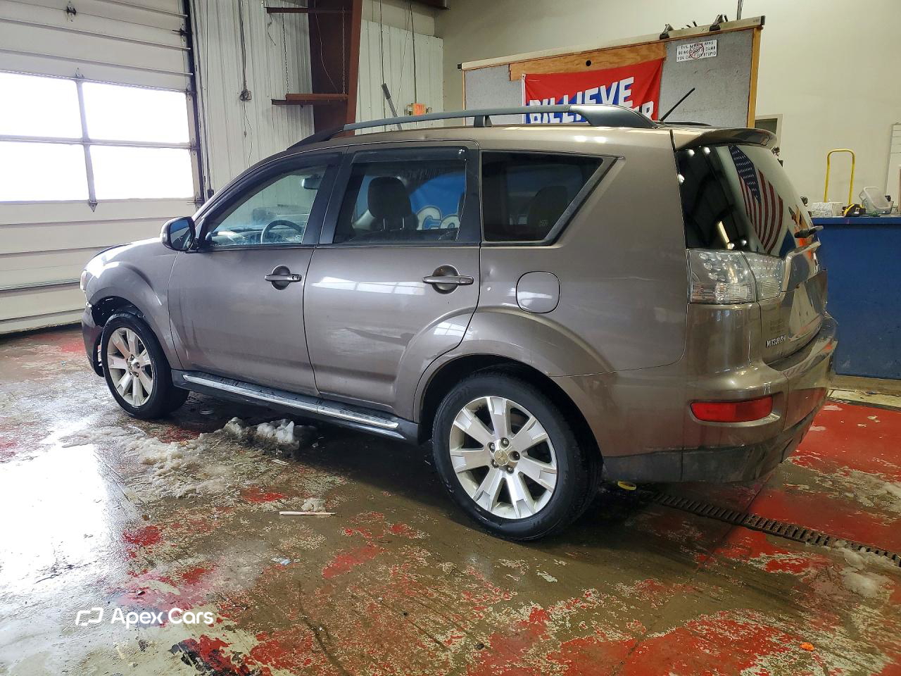 Mitsubishi Outlander 2012