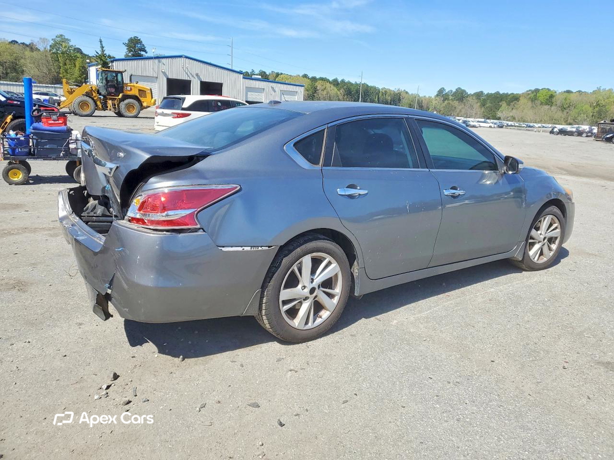 Nissan Altima 2015