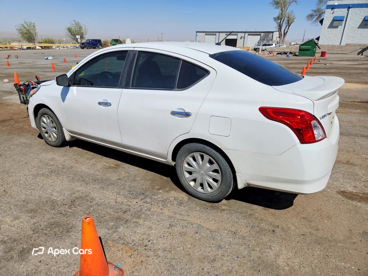 Nissan Versa 2019