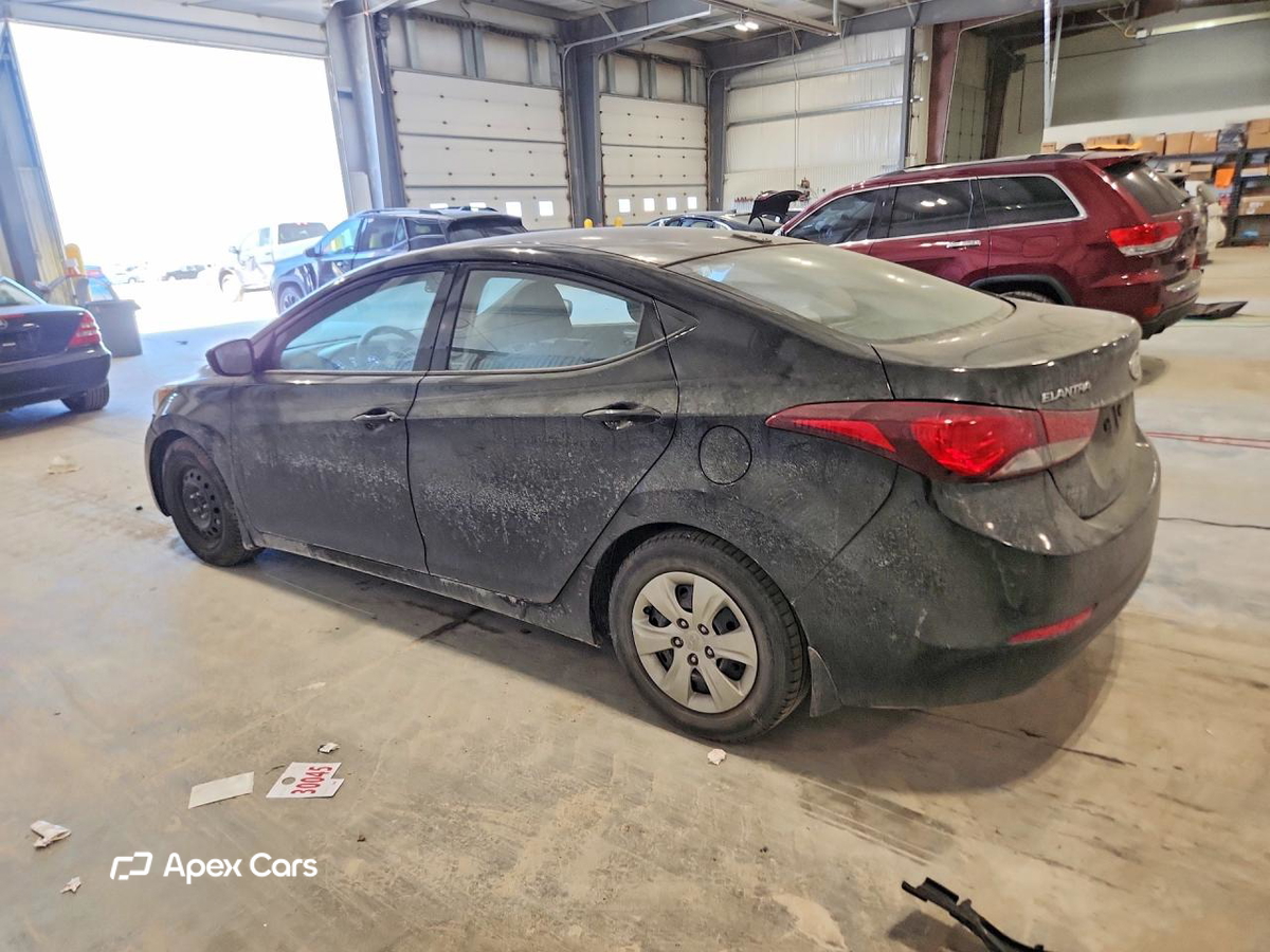 Hyundai Elantra 2016