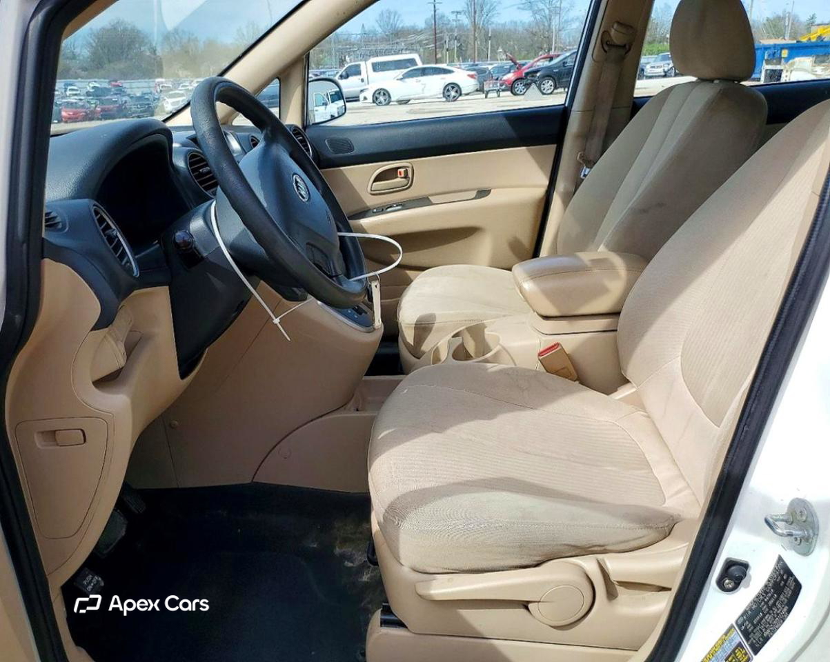 Kia Rondo 2009