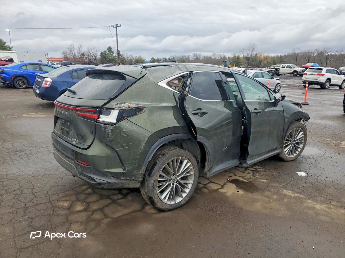 Lexus NX 2022