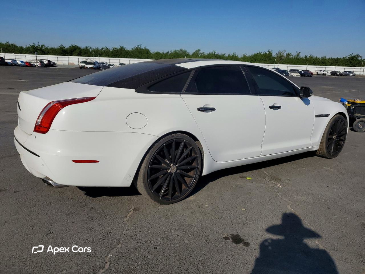 Jaguar XJ 2012
