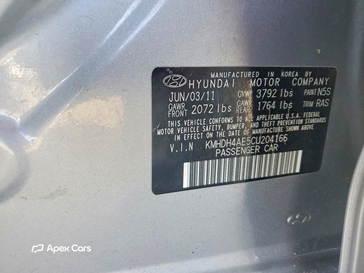 Hyundai Elantra 2012