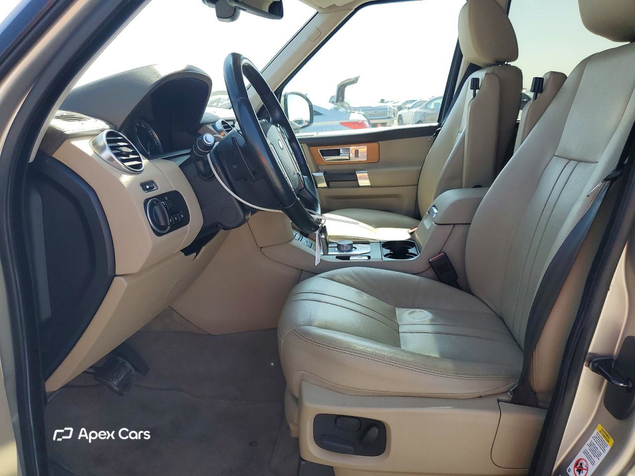 Land Rover LR4 2015
