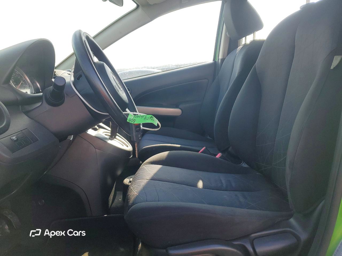 Mazda 2 2011