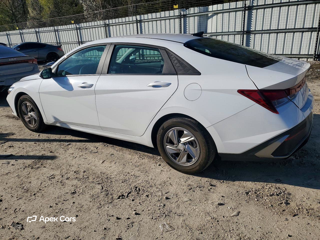 Hyundai Elantra 2025