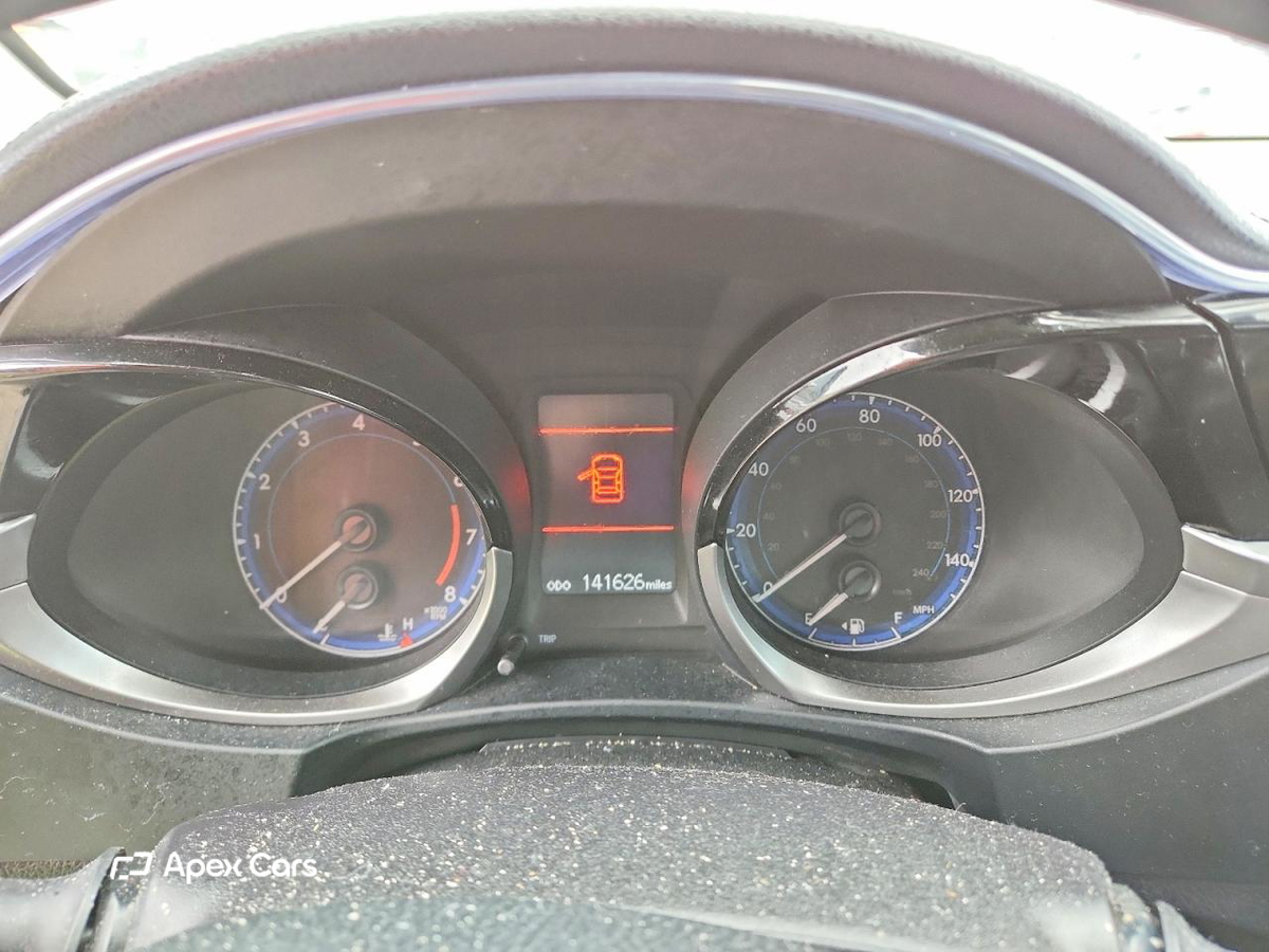 Toyota Corolla 2015