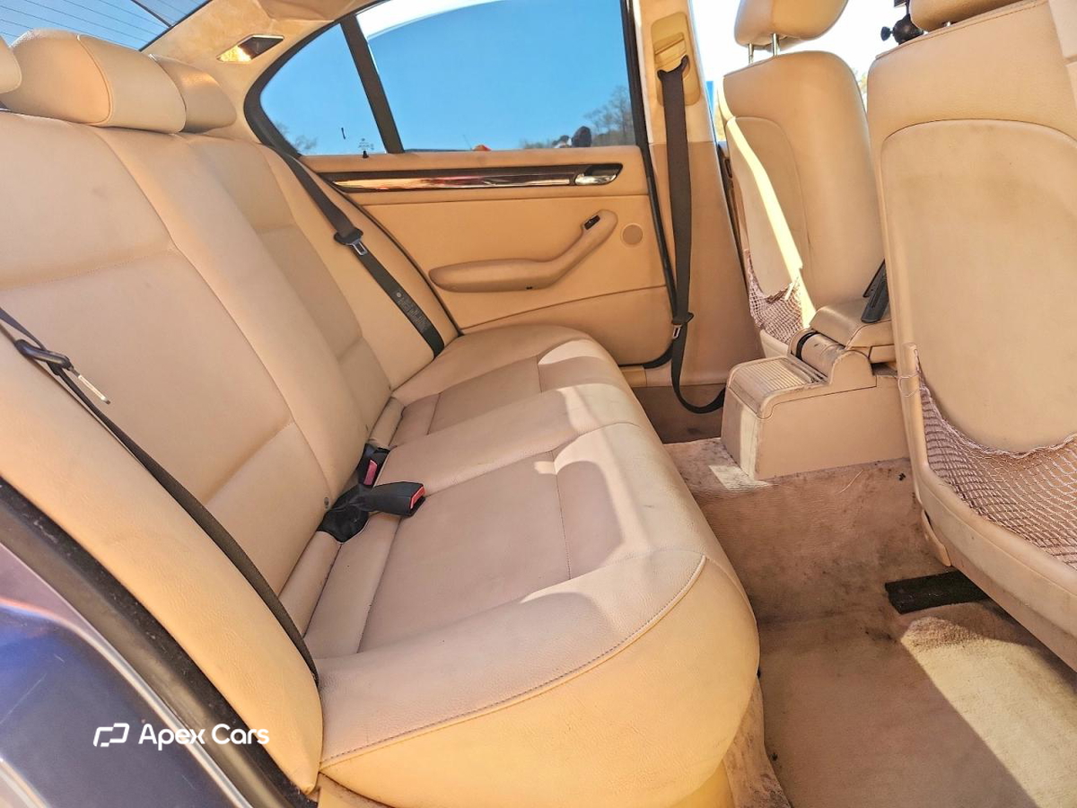 BMW Series 3 2005